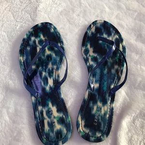 Blue express flip flops